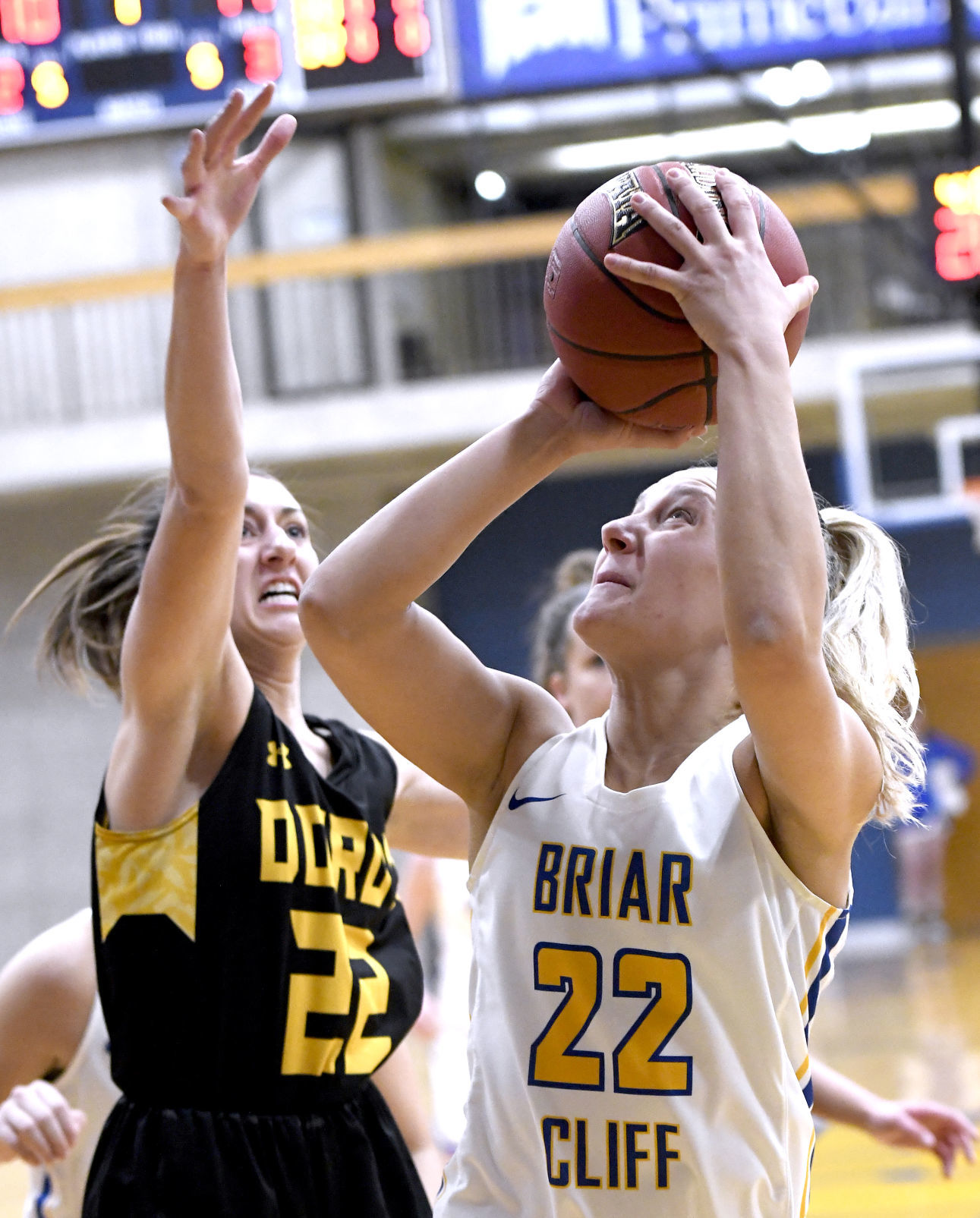 Briar Cliff hosts Dordt